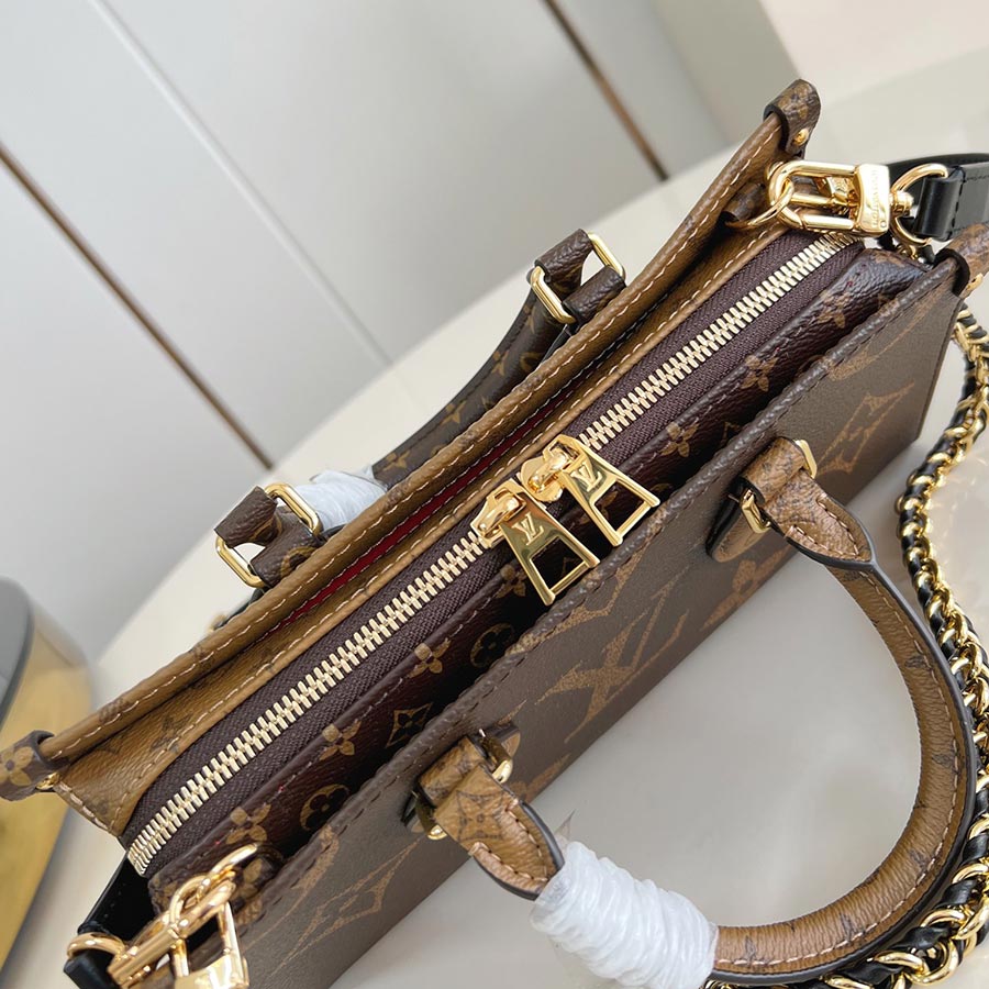 Louis Vuitton OnTheGo East West Monogram Giant Louis Vuitton OnTheGo East West Monogram Giant