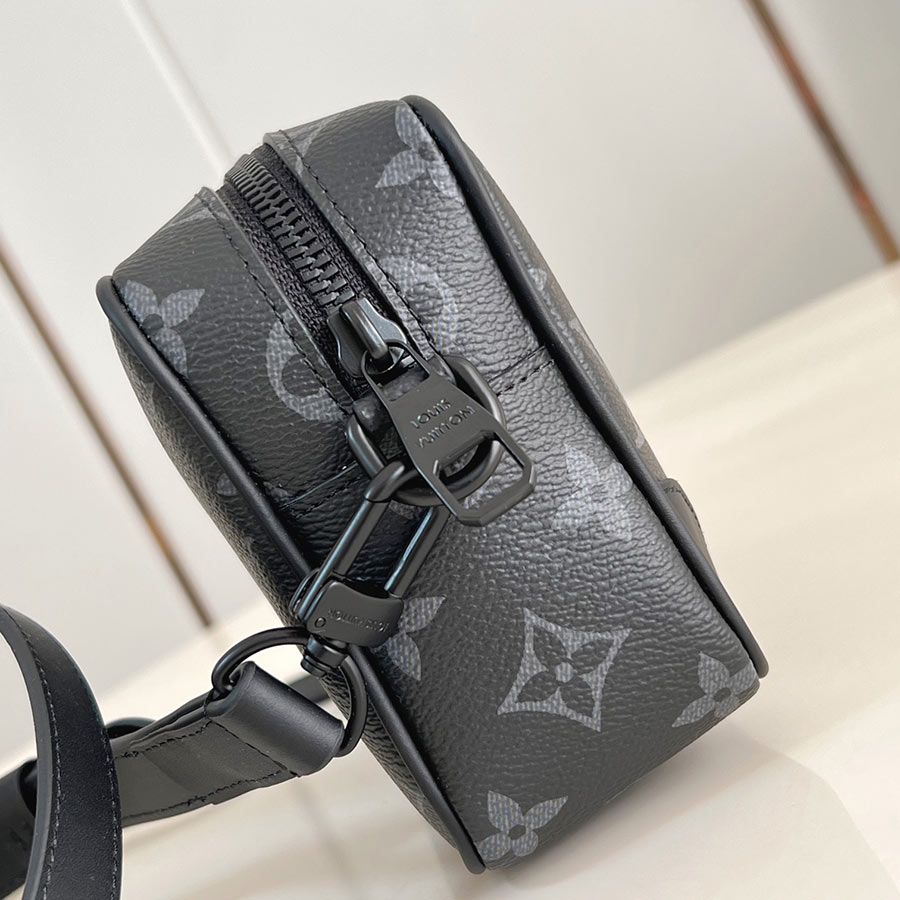 Louis Vuitton  Trocadéro  Monogram Eclipse