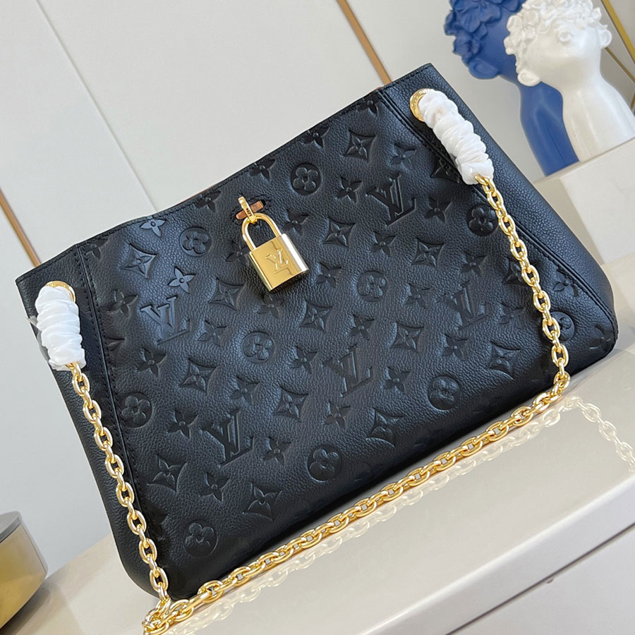 LOUIS VUITTON Anytime Promenade 