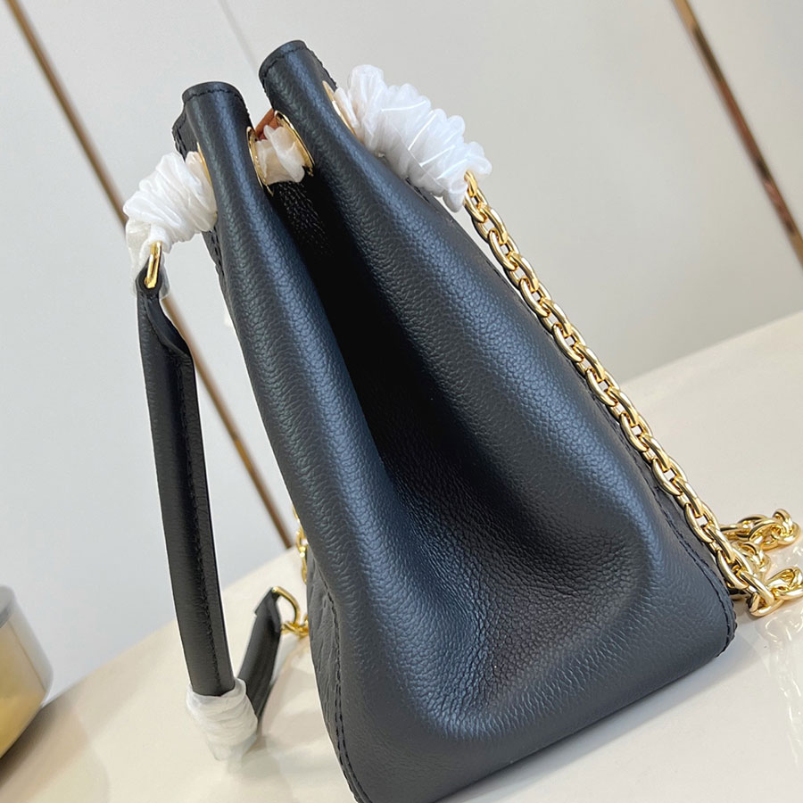 LOUIS VUITTON Anytime Promenade LOUIS VUITTON Anytime Promenade