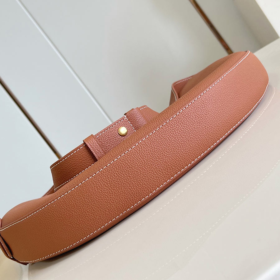 Louis Vuitton  Low Key Cookie