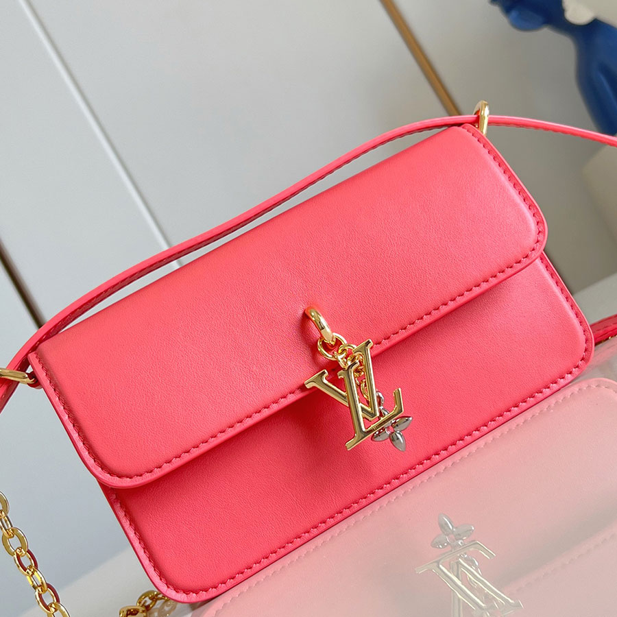 Louis Vuitton  Wallet On Chain LV Bloom