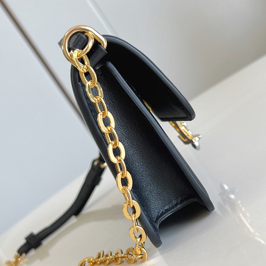 Louis Vuitton  Wallet On Chain   LV Bloom