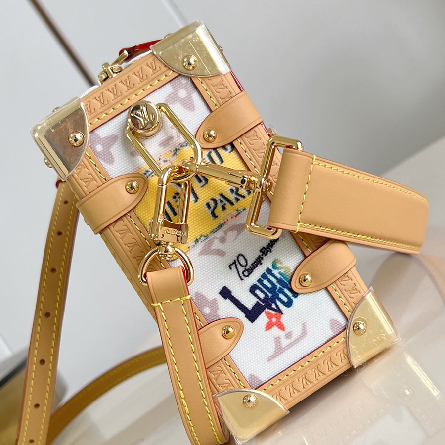 Louis Vuitton  Side Trunk   Flight Mode