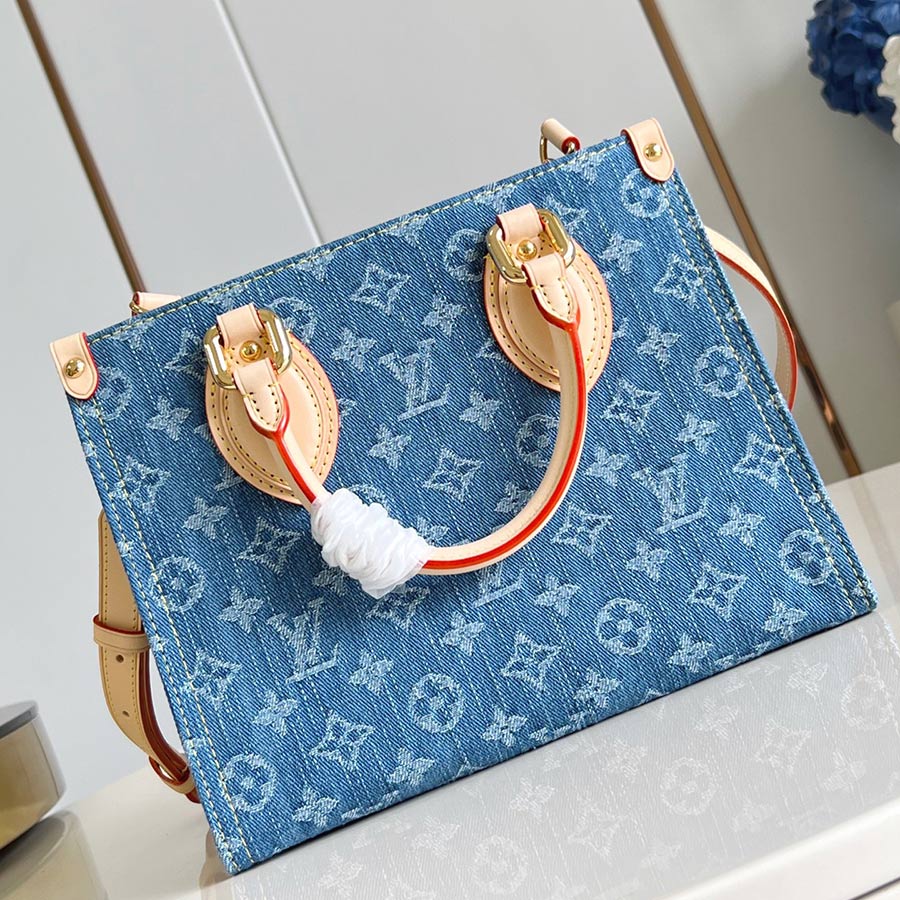 Louis Vuitton OnTheGo  Monogram
