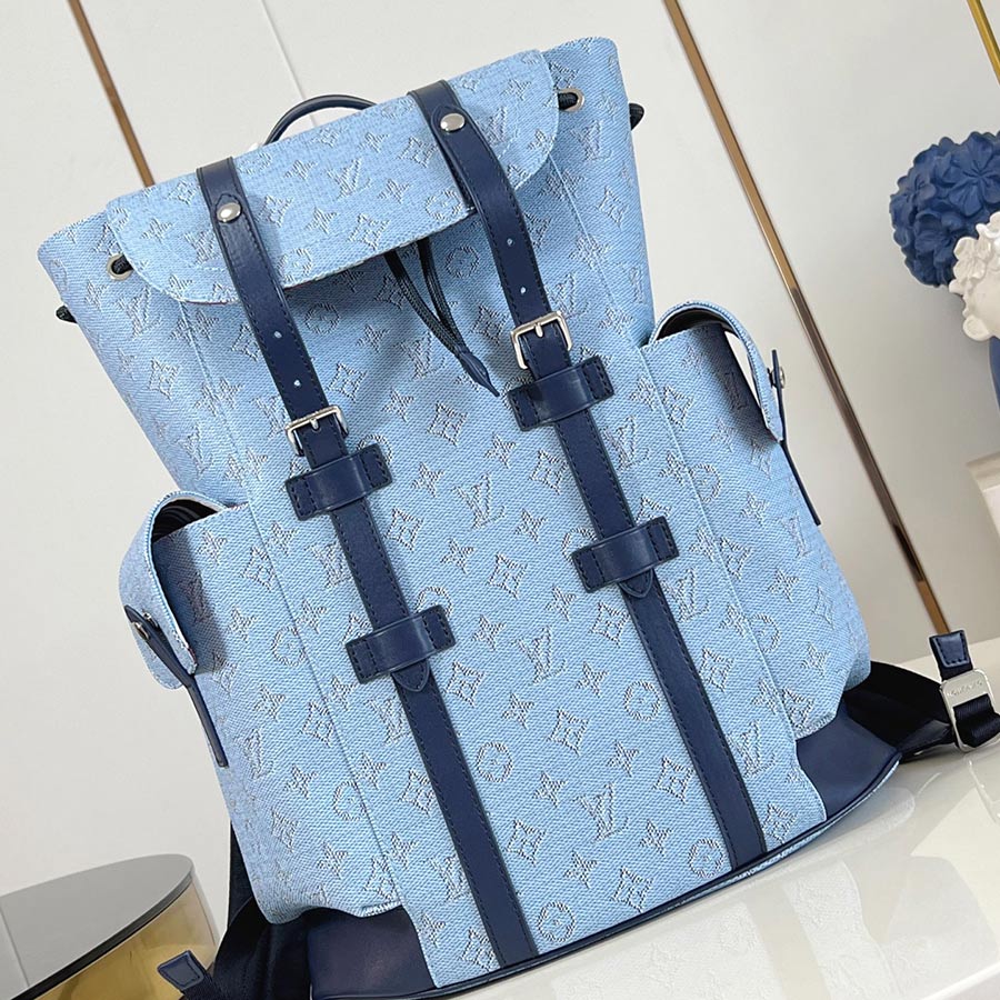 Louis Vuitton  Christopher Monogram Heritage