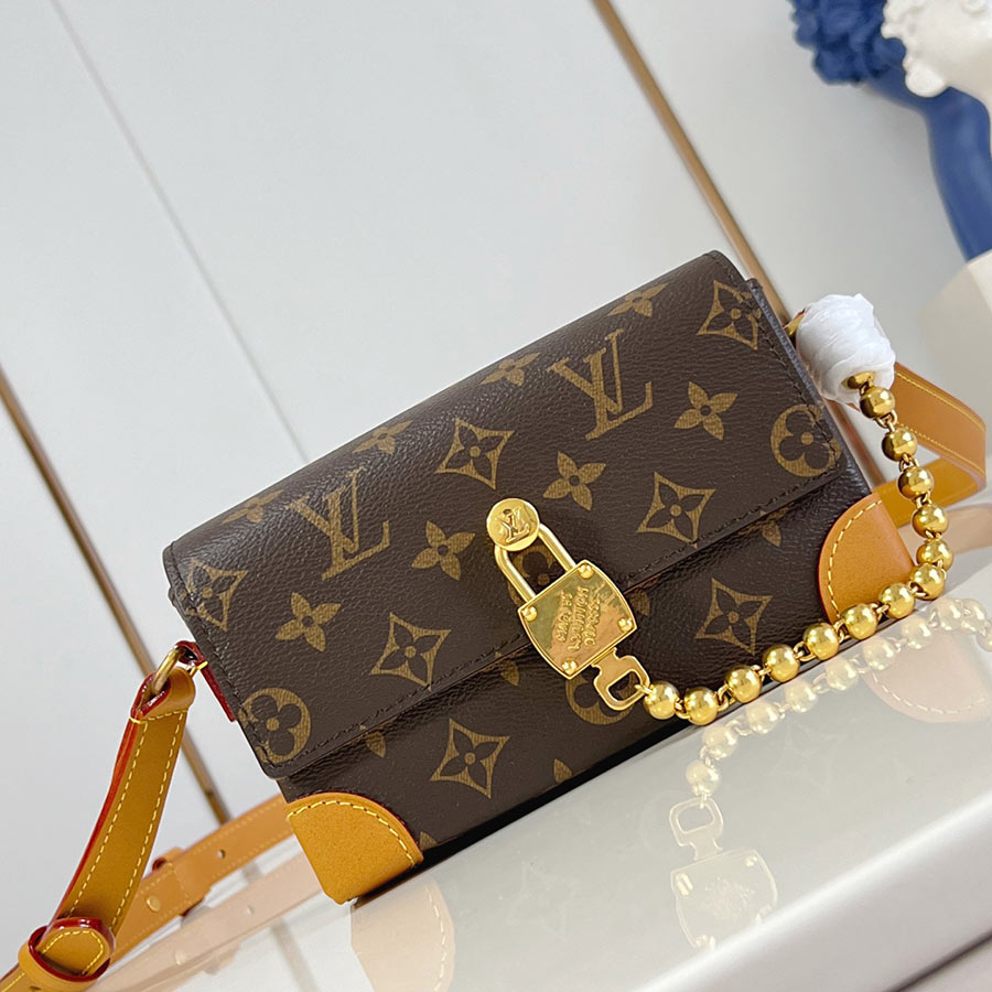 Louis Vuitton Steamer  Monogram