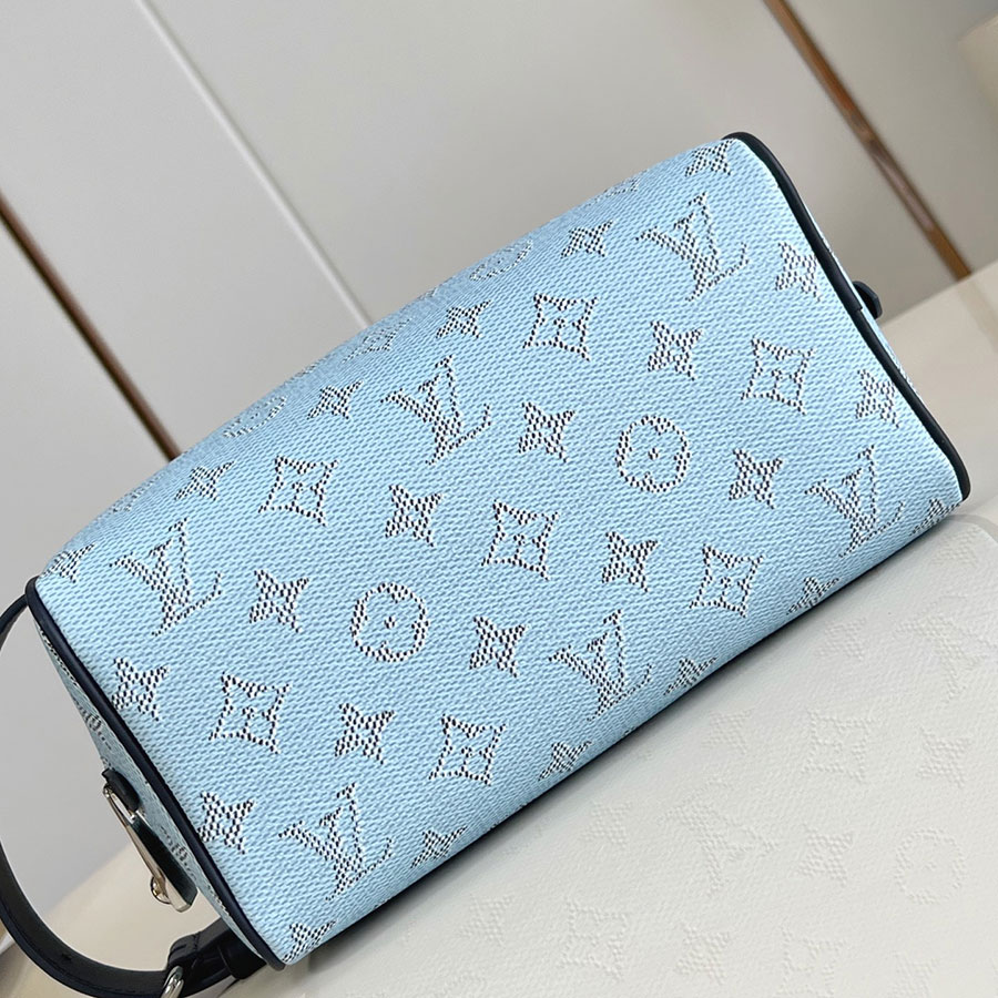 Louis Vuitton Locker Dopp Kit Pharrell Williams Louis Vuitton Locker Dopp Kit Pharrell Williams
