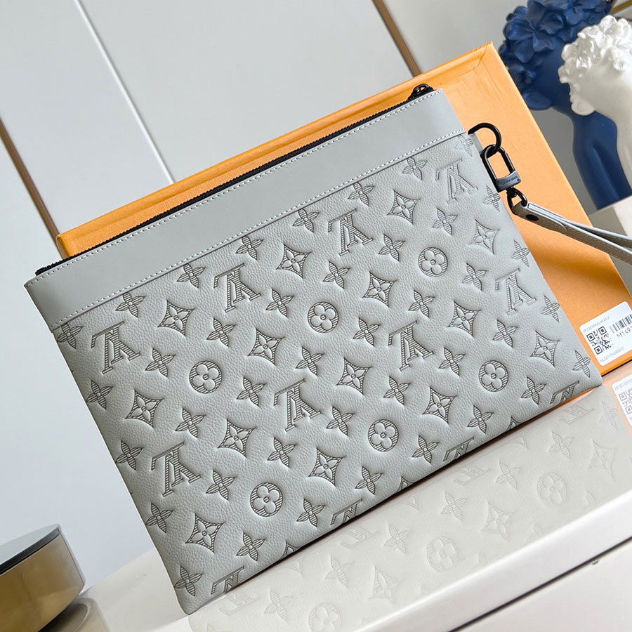 Louis Vuitton Pochette To-Go Monogram Macassar