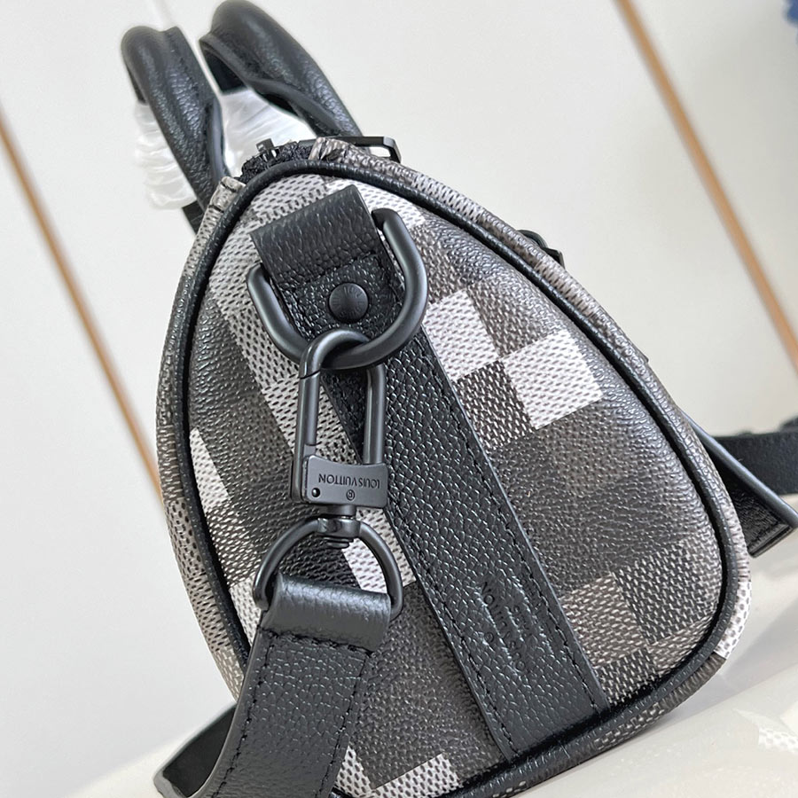 Louis Vuitton  Keepall Bandoulière 25  Damoflage Black 