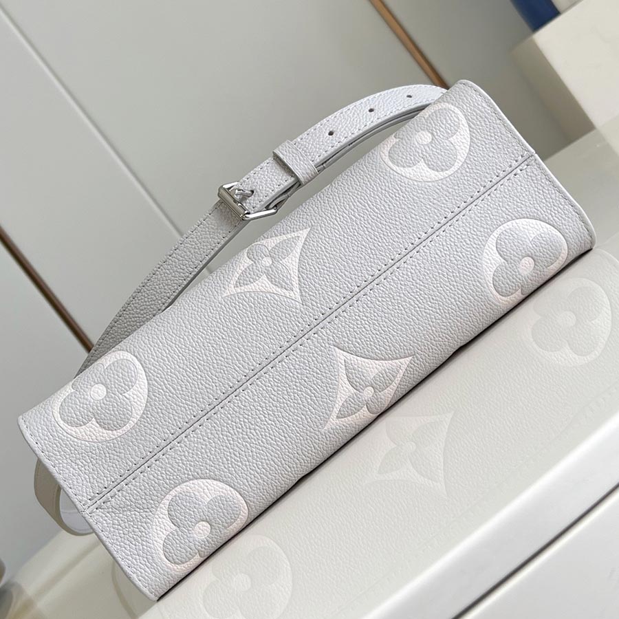 Louis Vuitton OnTheGo East West LV Milky Way Louis Vuitton OnTheGo East West LV Milky Way