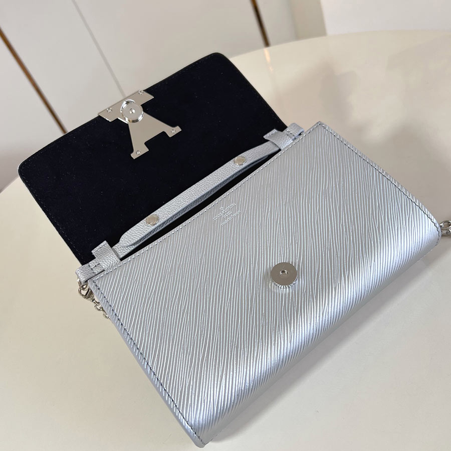 Louis Vuitton Pochette Louise Louis Vuitton Pochette Louise