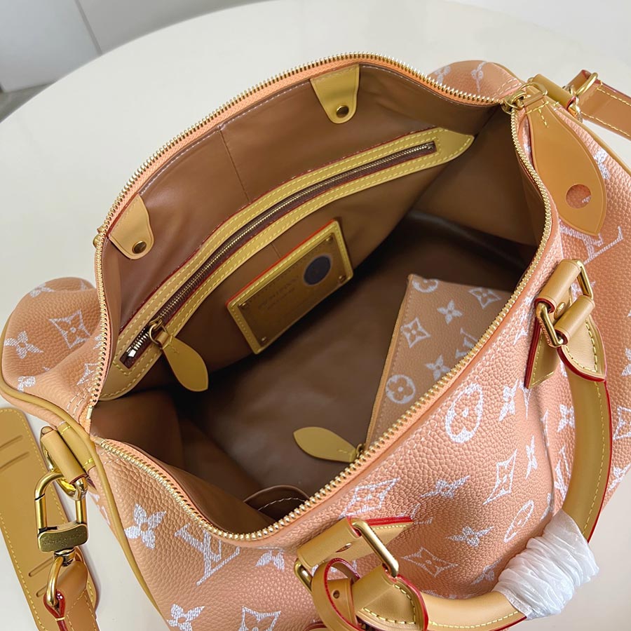 Louis Vuitton Speedy P9 Bandoulière 40 Monogram Leather Louis Vuitton Speedy P9 Bandoulière 40 Monogram Leather