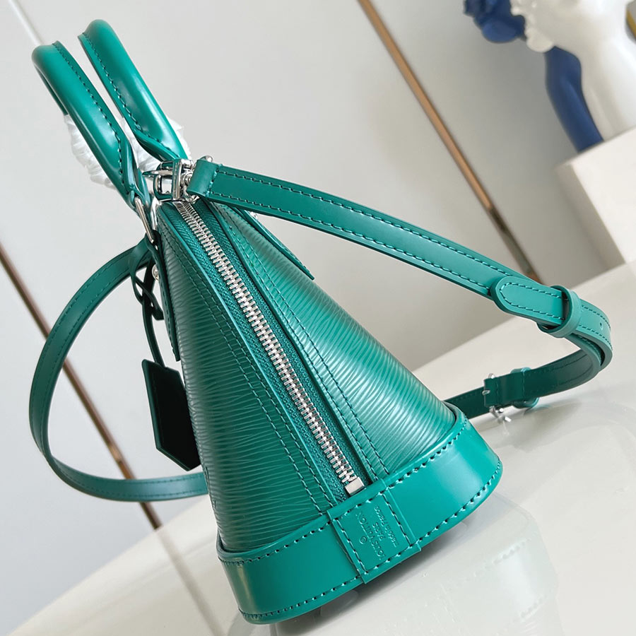 Louis Vuitton Alma BB Epi