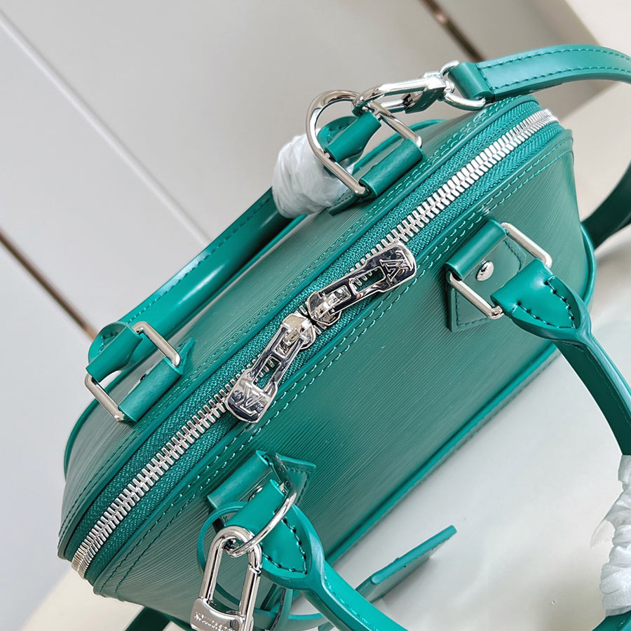 Louis Vuitton Alma BB Epi Louis Vuitton Alma BB Epi