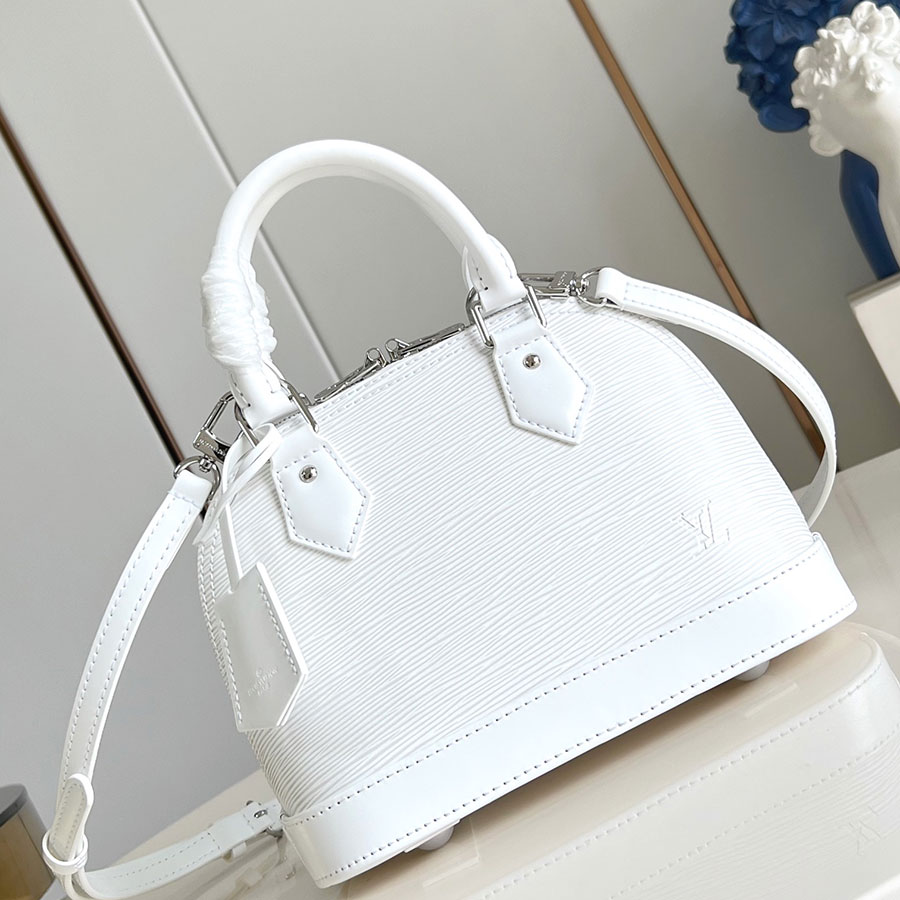 Louis Vuitton  Alma BB Epi 