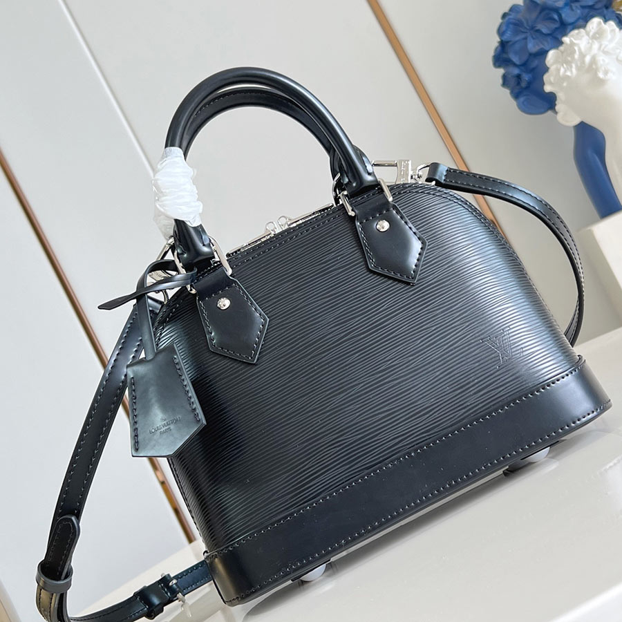 Louis Vuitton  Alma BB Epi