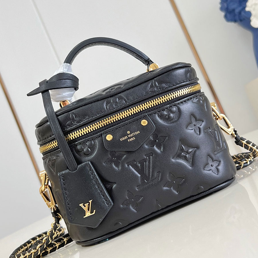 Louis Vuitton Vanity  Nicolas Ghesquière