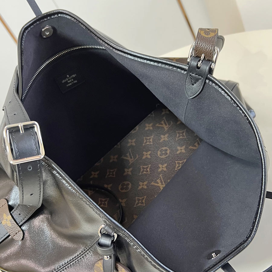 LOUIS VUITTON CarryAll Dark LOUIS VUITTON CarryAll Dark