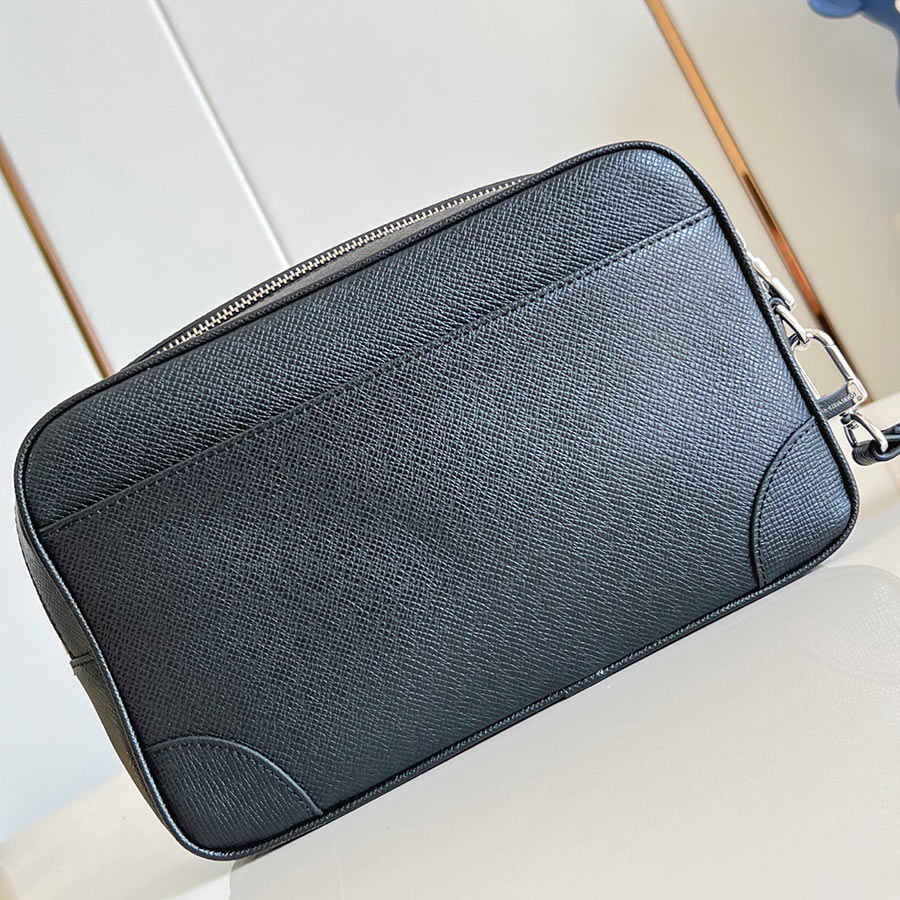 Louis Vuitton  Pochette Kasai