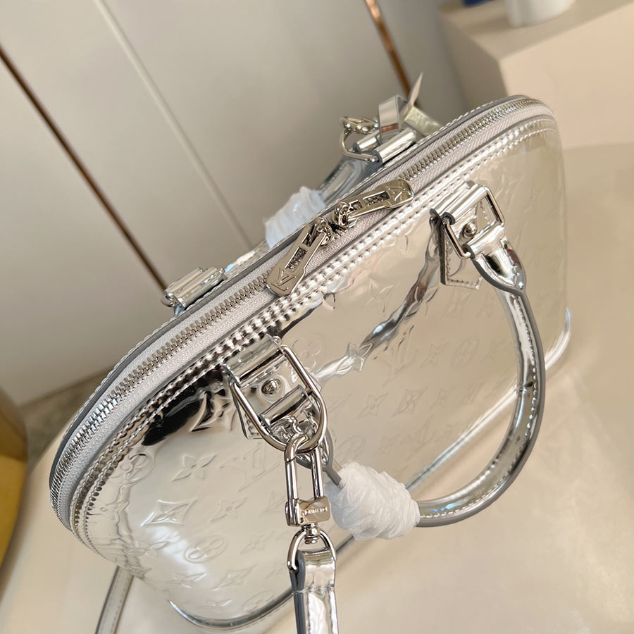 Louis Vuitton Alma BB Epi Louis Vuitton Alma BB Epi