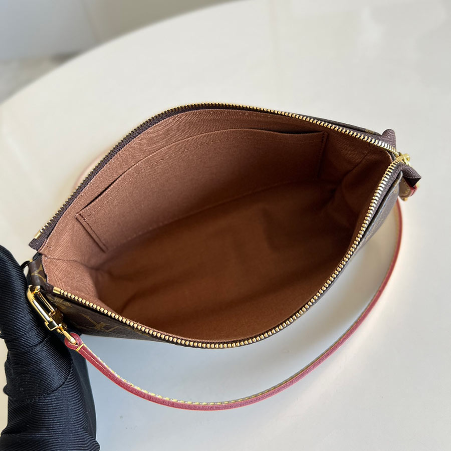 Louis Vuitton Louis Vuitton