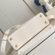 Louis Vuitton  Capucines Taurillon