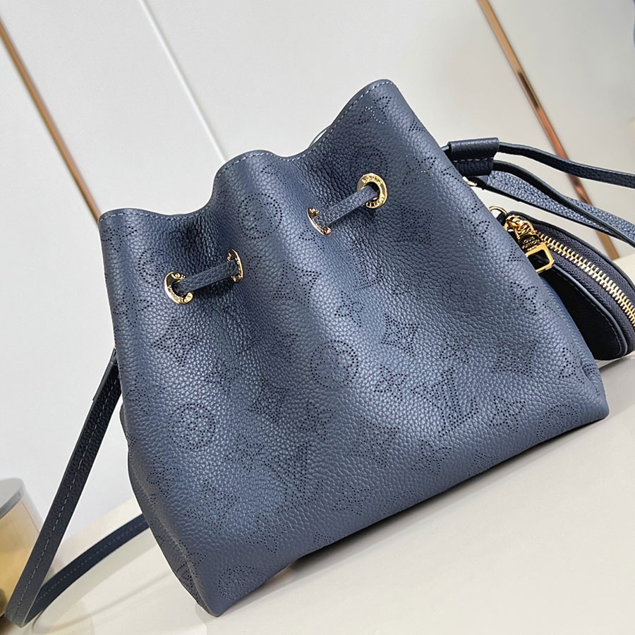 LOUIS VUITTON Bella Monogram