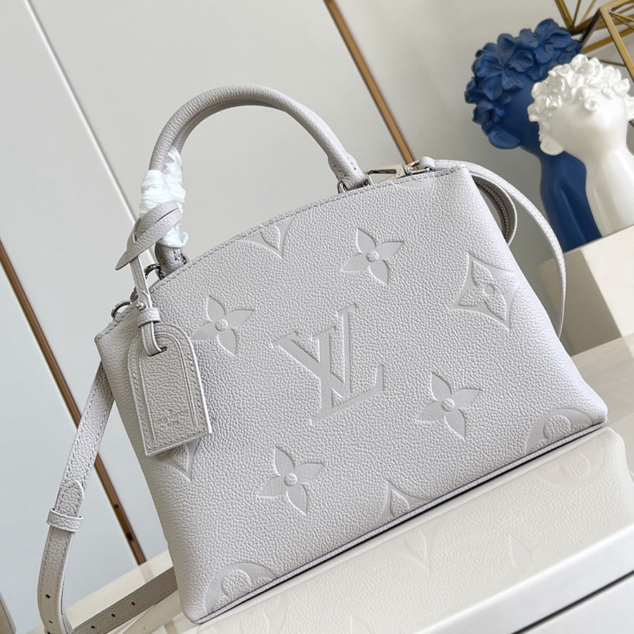 Louis Vuitton  Petit Palais Monogram Empreinte