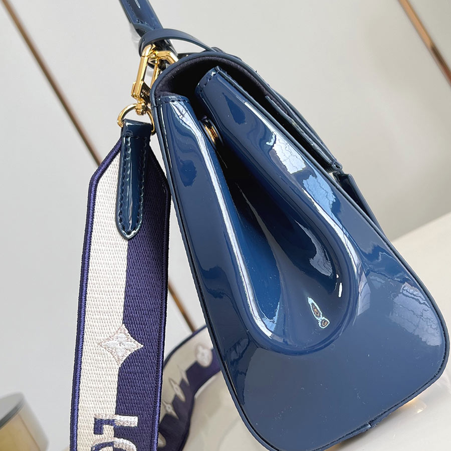 Louis Vuitton Cluny BB Epi Louis Vuitton Cluny BB Epi