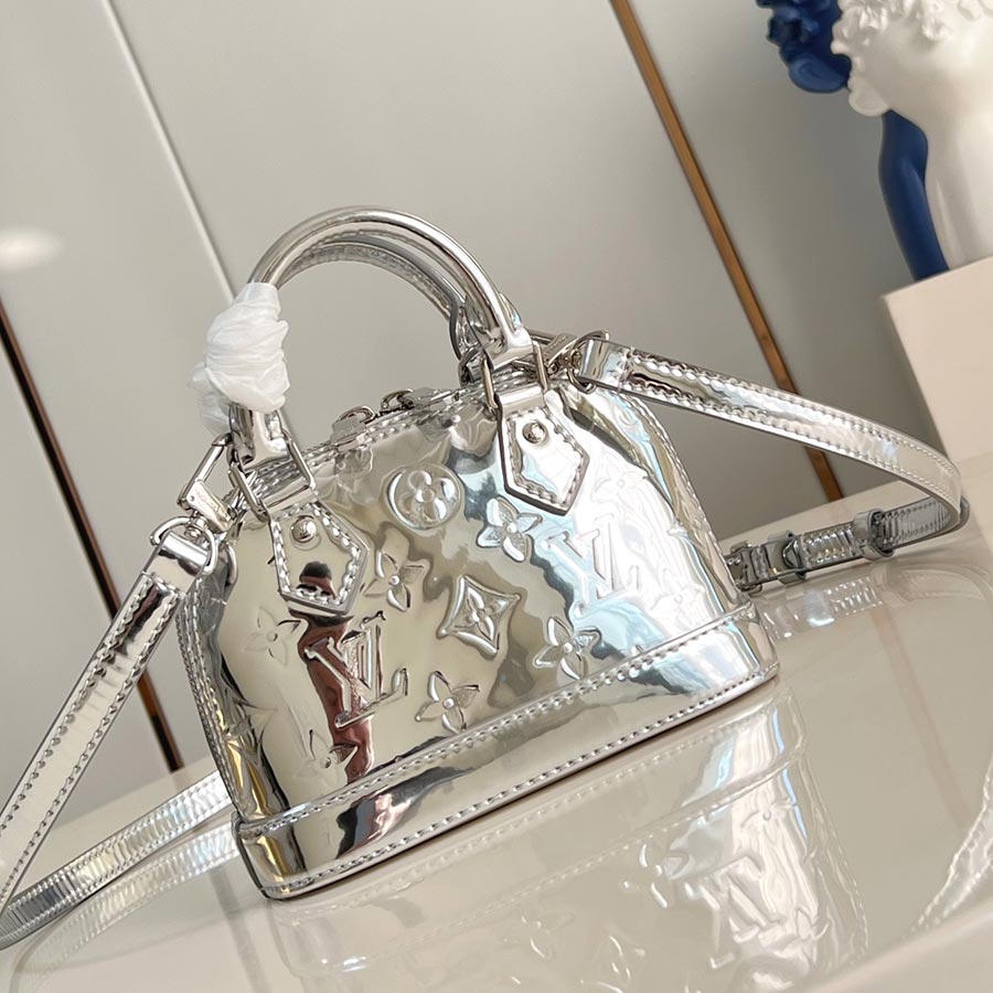 Louis Vuitton  Nano Alma Alma