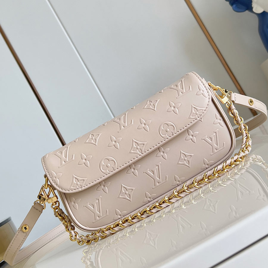 Louis Vuitton  Wallet On Chain Ivy Nicolas Ghesquière
