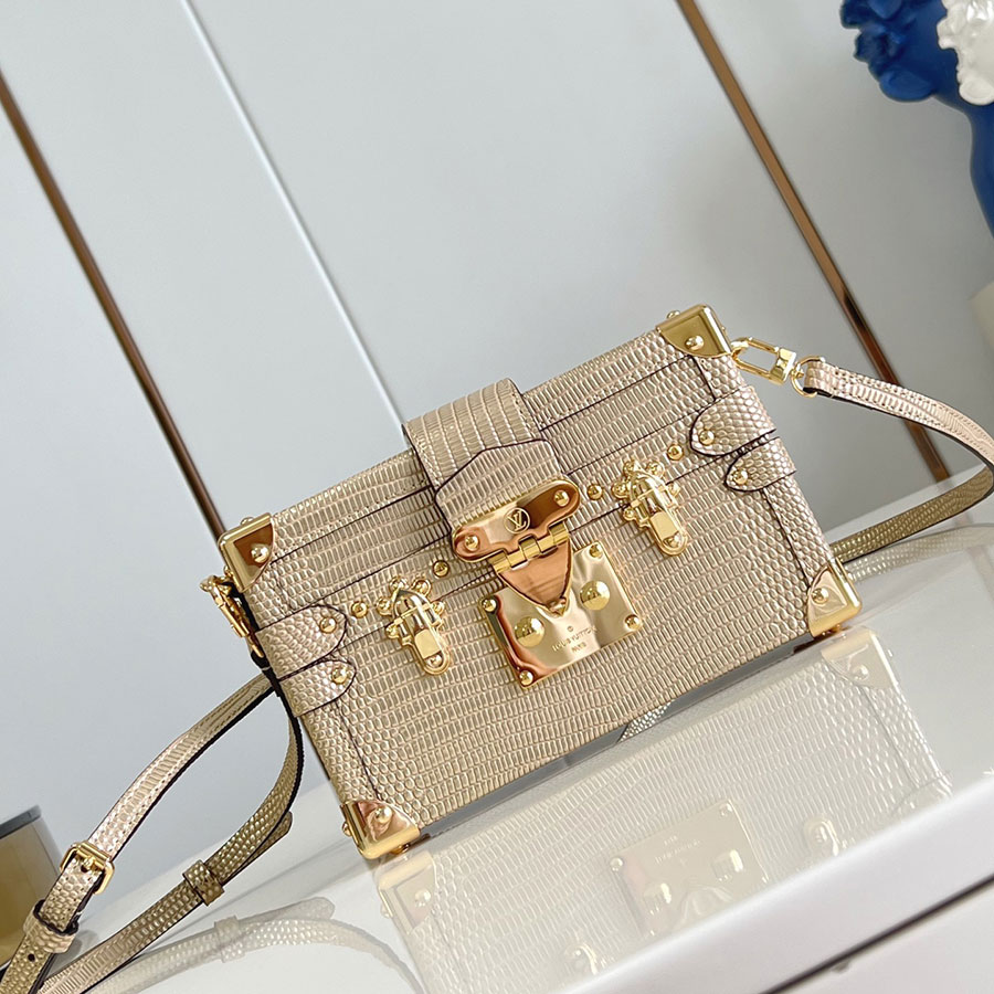 Louis Vuitton  Petite Malle  Nicolas Ghesquière