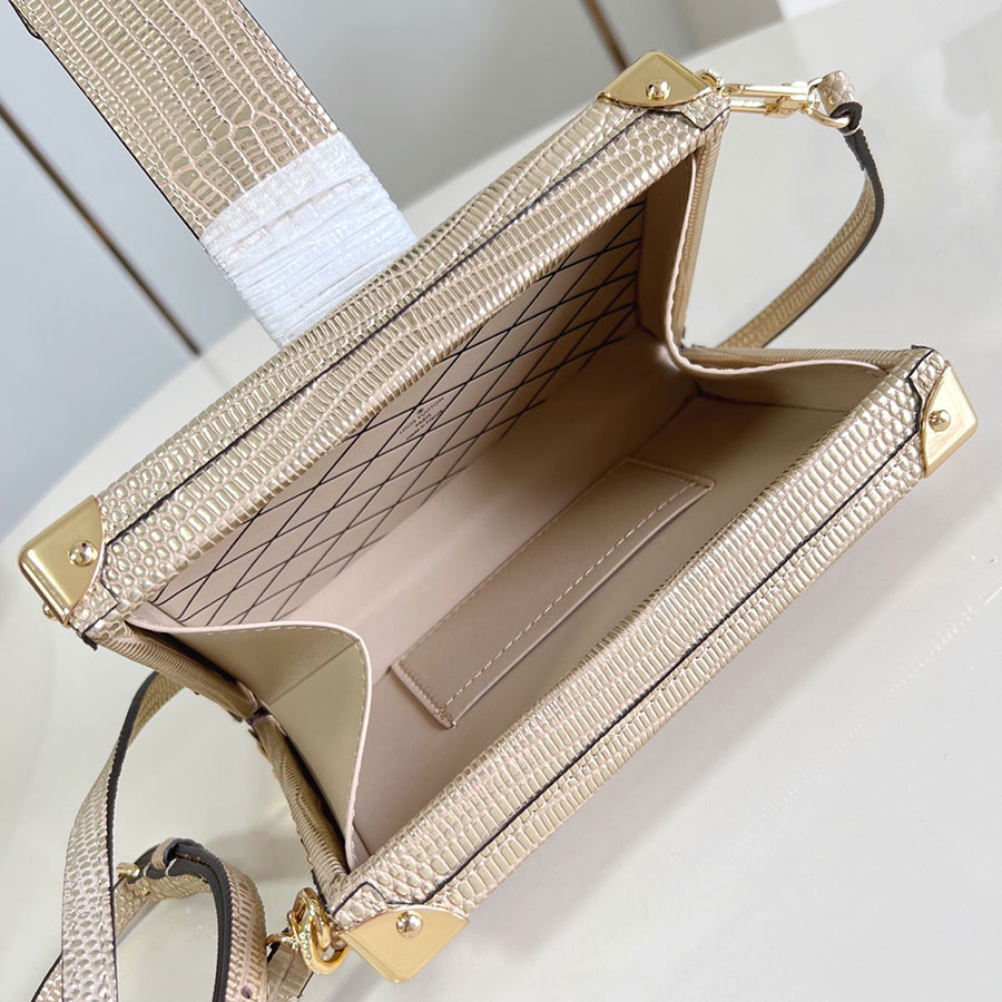 Louis Vuitton Petite Malle Nicolas Ghesquière Louis Vuitton Petite Malle Nicolas Ghesquière