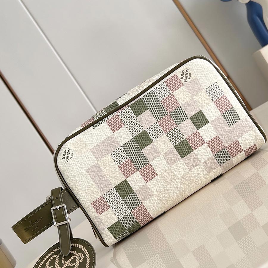 Louis Vuitton  Locker Dopp Kit  Damoflage