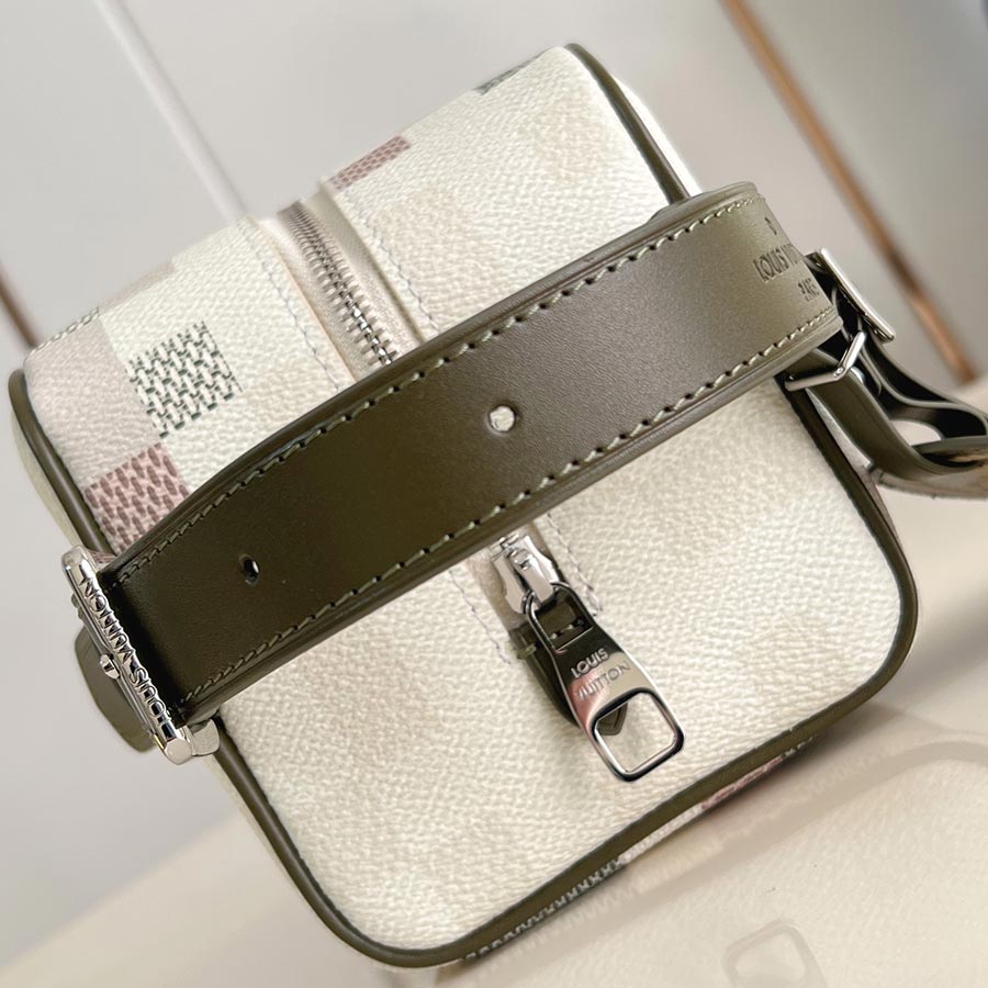Louis Vuitton  Locker Dopp Kit  Damoflage