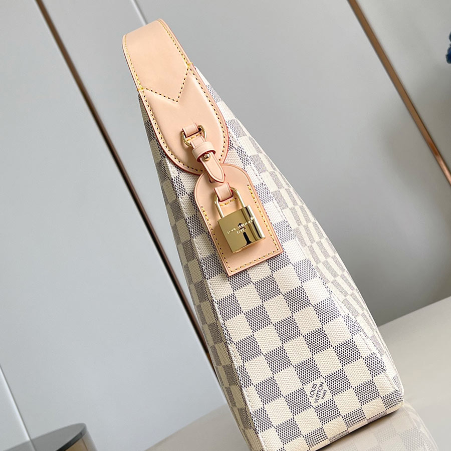 Louis Vuitton  Slouchy   Monogram