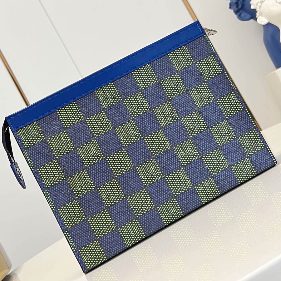 Louis Vuitton  Pochette Voyage Damier Graphite