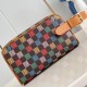 Louis Vuitton Locker Dopp Kit Damoflage Louis Vuitton Locker Dopp Kit Damoflage