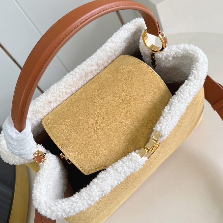 Louis Vuitton SOUPLE Capucines Souple Louis Vuitton SOUPLE Capucines Souple