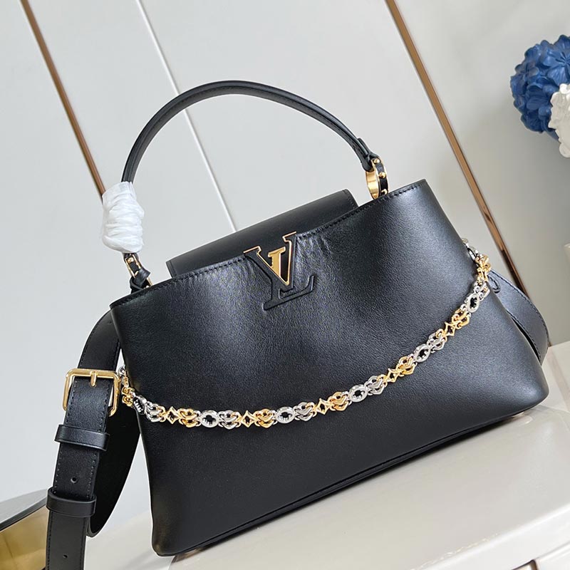Louis Vuitton Capucines Souple