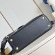 Louis Vuitton Capucines Souple