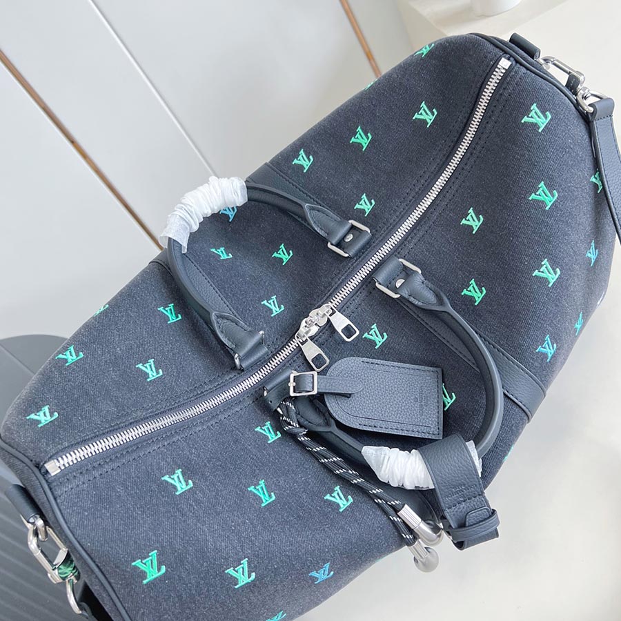 Louis Vuitton Pharrell Williams LV Blason