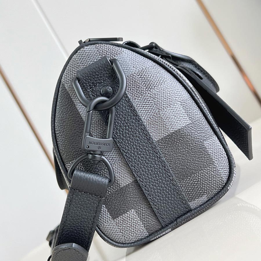 Louis Vuitton Keepall Bandoulière 25  Damoflage Black