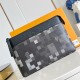 Louis Vuitton Pochette Voyage Souple Damoflage Black