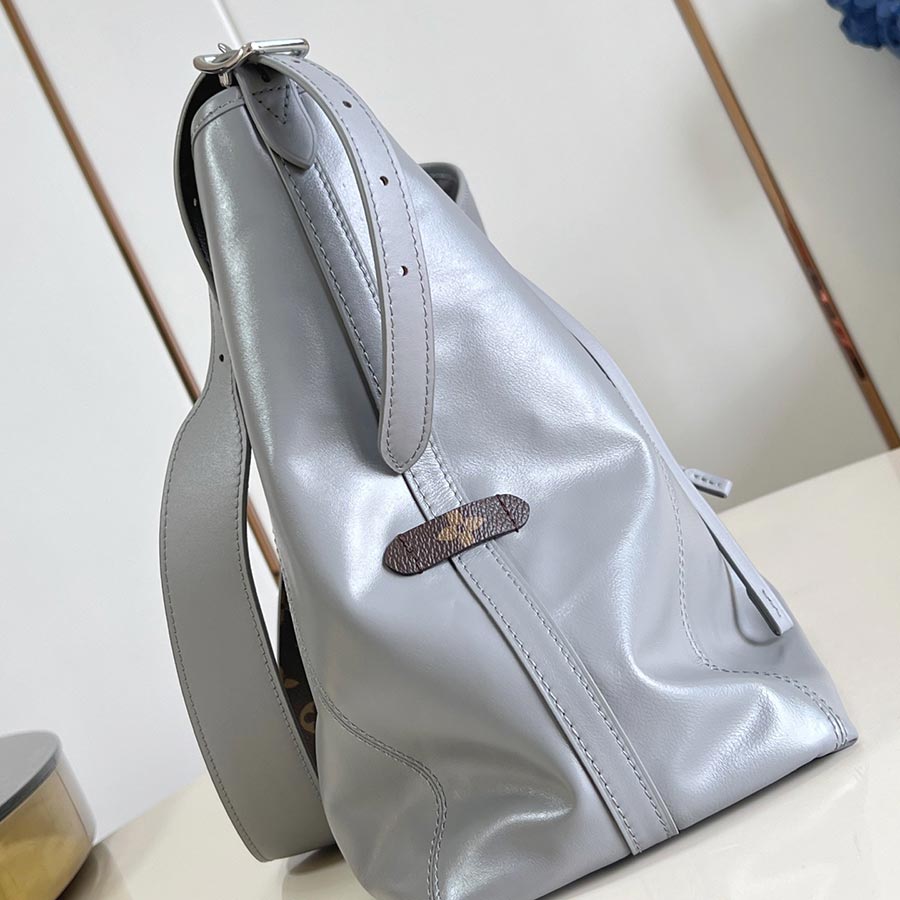 Louis Vuitton CarryAll Dark