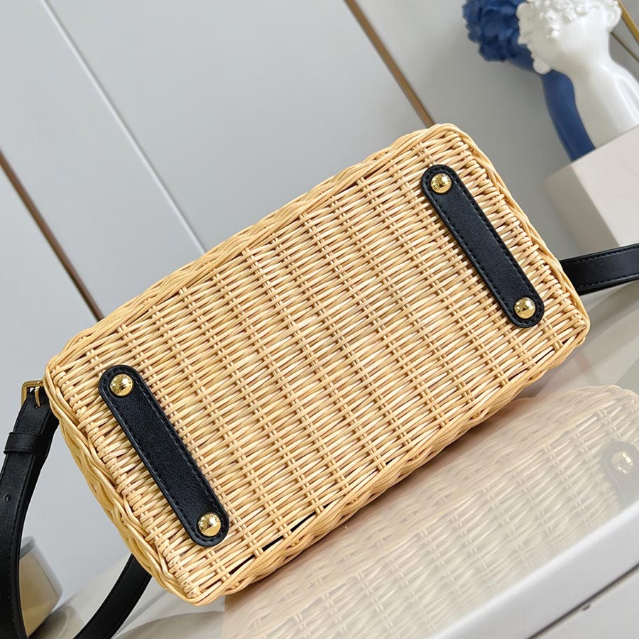 Louis Vuitton Capucines BB