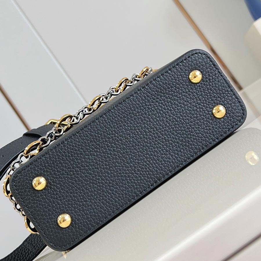 Louis Vuitton Capucines Capucines Chain On You Louis Vuitton Capucines Capucines Chain On You