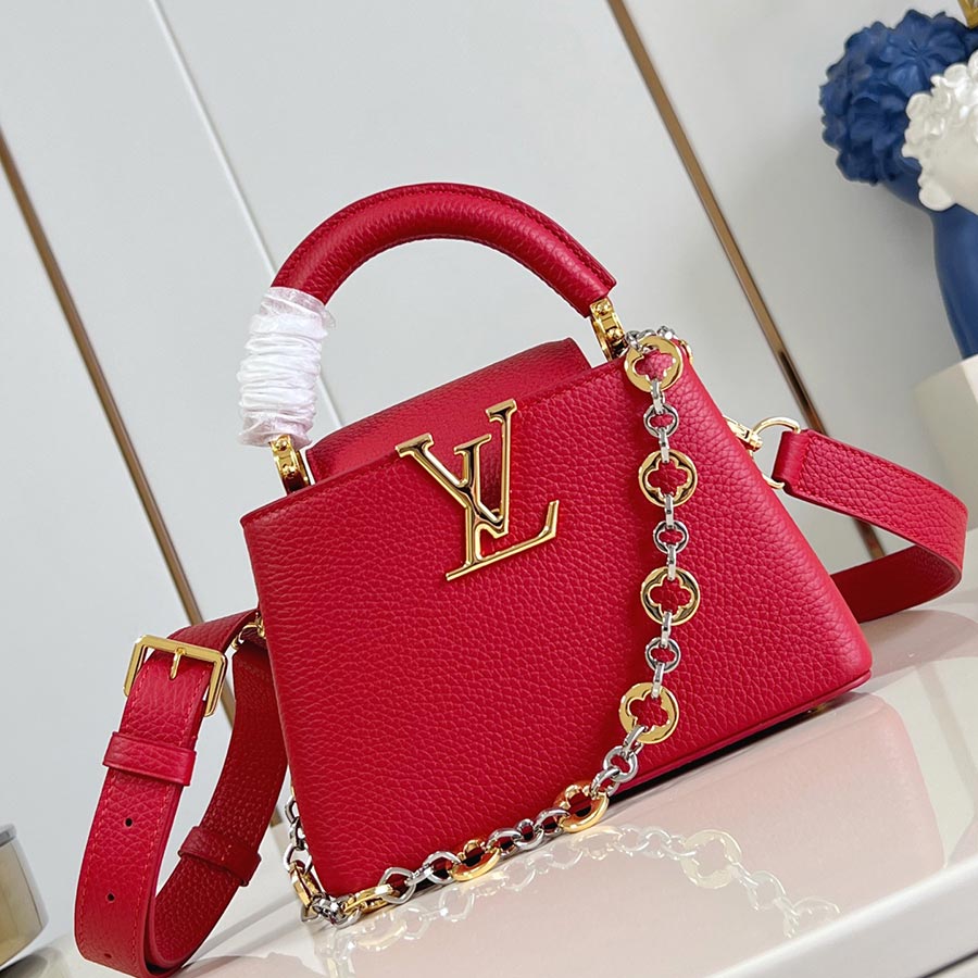 Louis Vuitton Capucines Capucines Chain On You