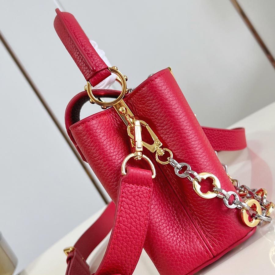 Louis Vuitton Capucines Capucines Chain On You